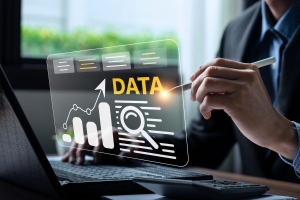 Digital,Information,Marketing,Leverages,Technology,And,Digital,Platforms,To,Meet